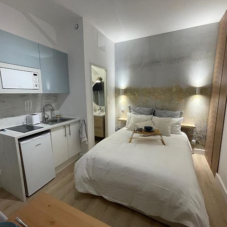 Saint-Remy Apartment ทรัวส์ ภายนอก รูปภาพ