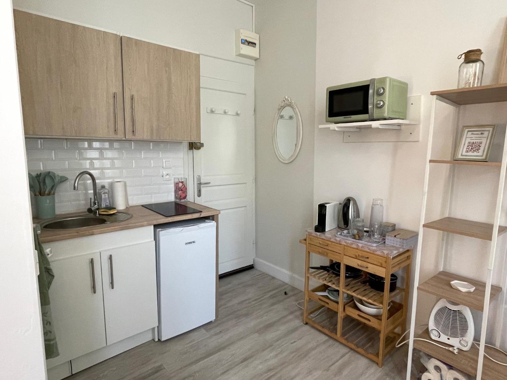 Saint-Remy Apartment ทรัวส์ ภายนอก รูปภาพ