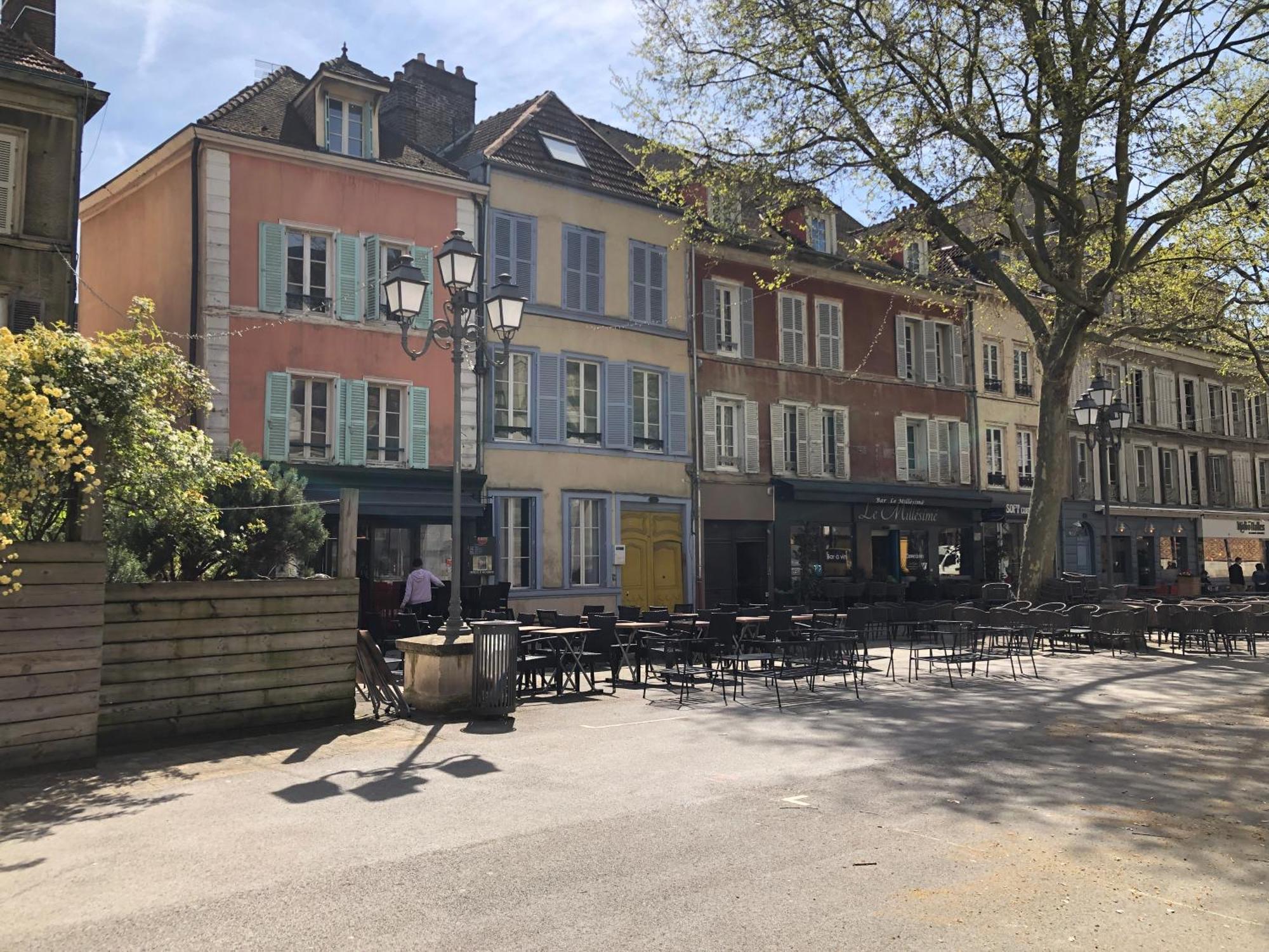 Saint-Remy Apartment ทรัวส์ ภายนอก รูปภาพ